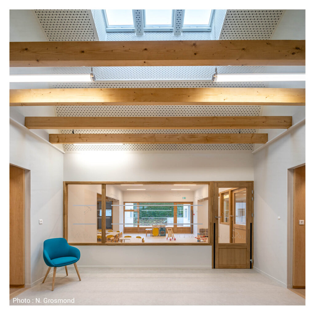 wra-072_creche-les_deux_oies_mecobat_choreme_noisy-le-roi_kindergarden-nicolas-grosmond_batiment-paysage_biodiversite_7