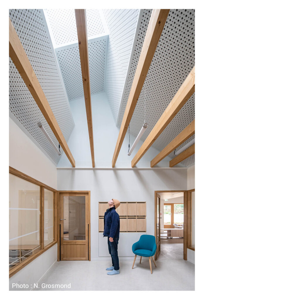 Au bout, il y a les sections des petits.