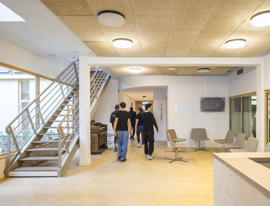 litotes_105_hall d'entree