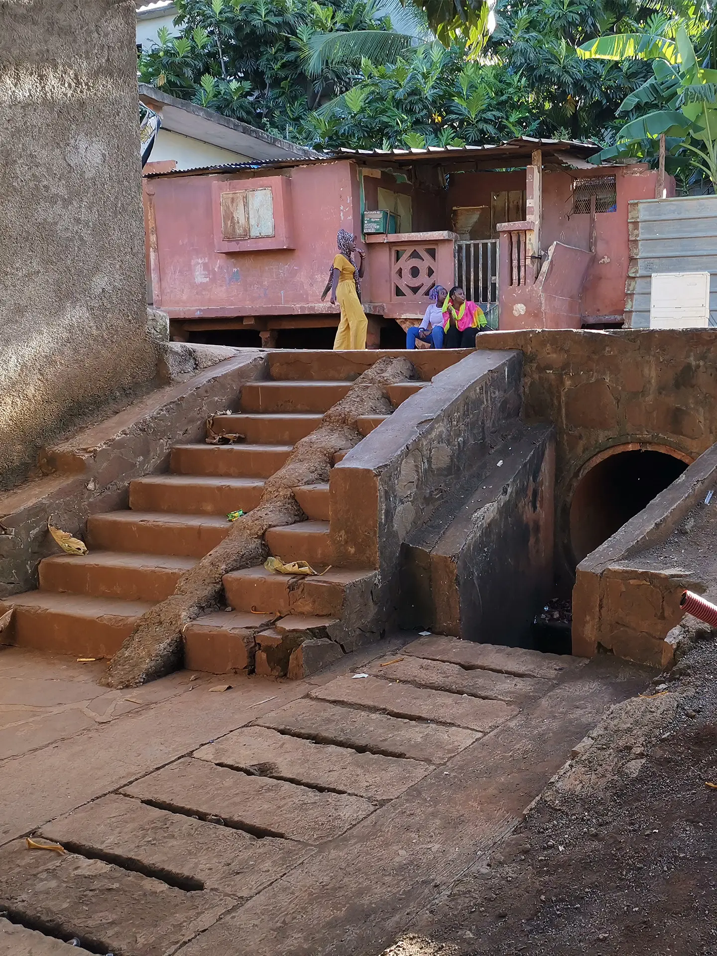 li_web_164a_kougnou-centre-ville_ecoulement_eaux