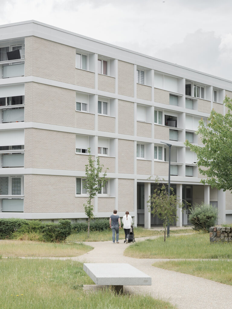 litotes_247_web_n-grosmonds_promenade