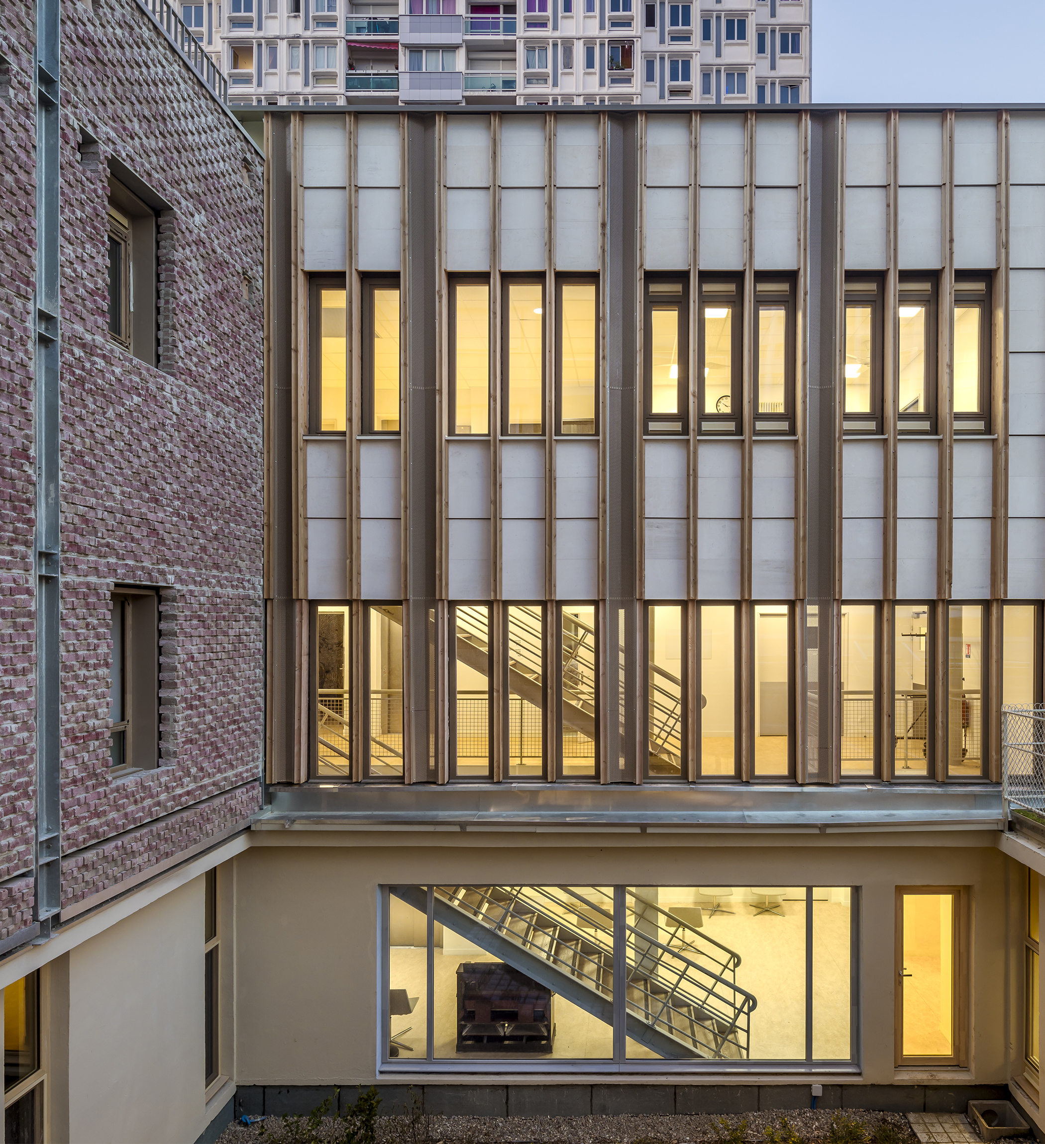 litotes_map_105_conservatoire_paris-15_reemploi_dac_dcpa_SG_patio_escaliers