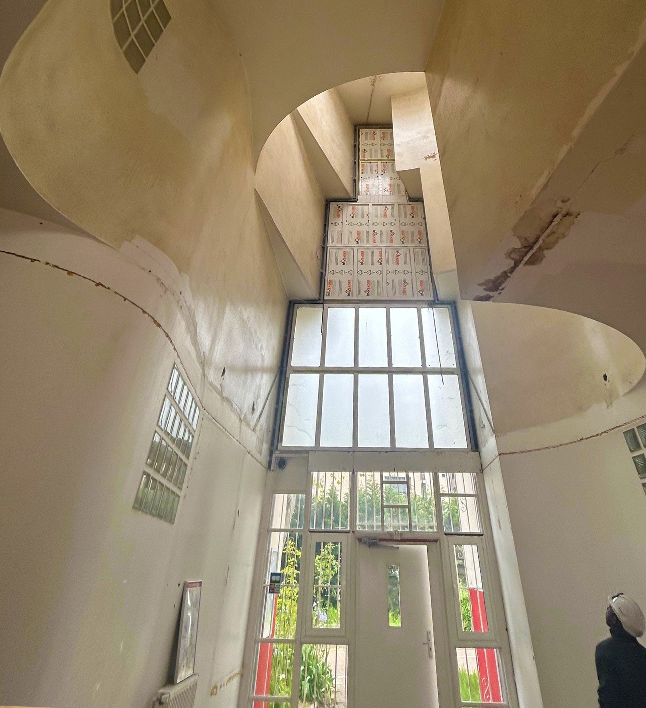 Restructuration et extension d'un Foyer de travailleurs migrants reparti sur 3 bâtiments, Beauchamp.