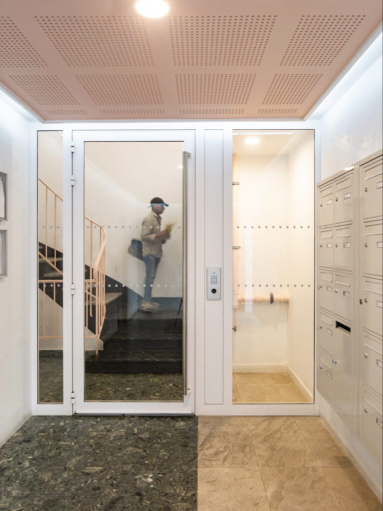 litotes_web_230_Clichy_commun_entrée_accoustique_