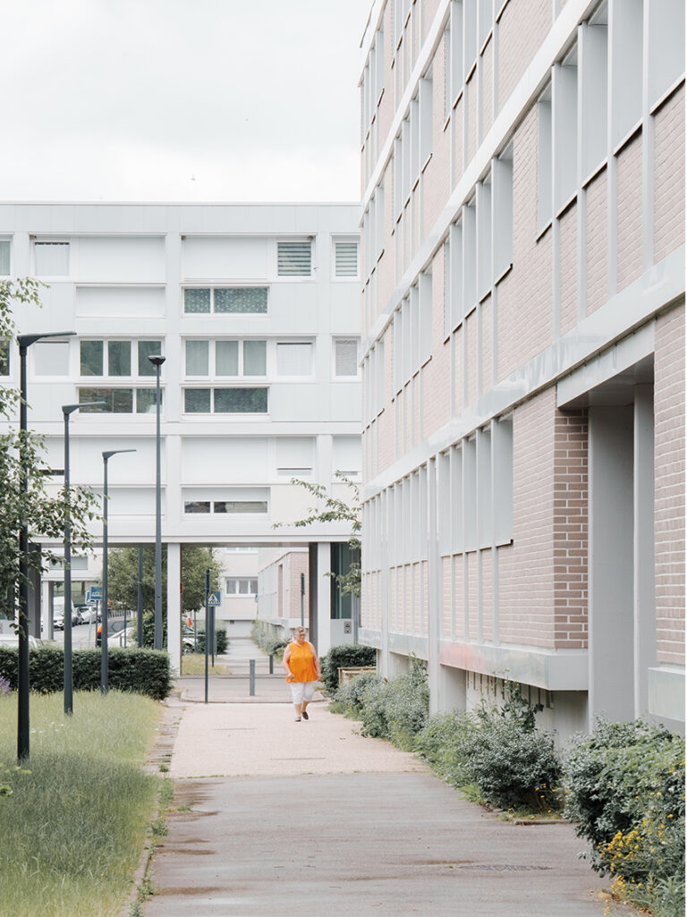 litotes_247_web_n-grosmonds_percee