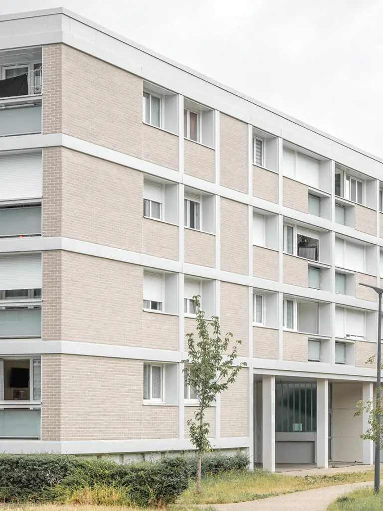 litotes_247_web_n-grosmonds_percee_2