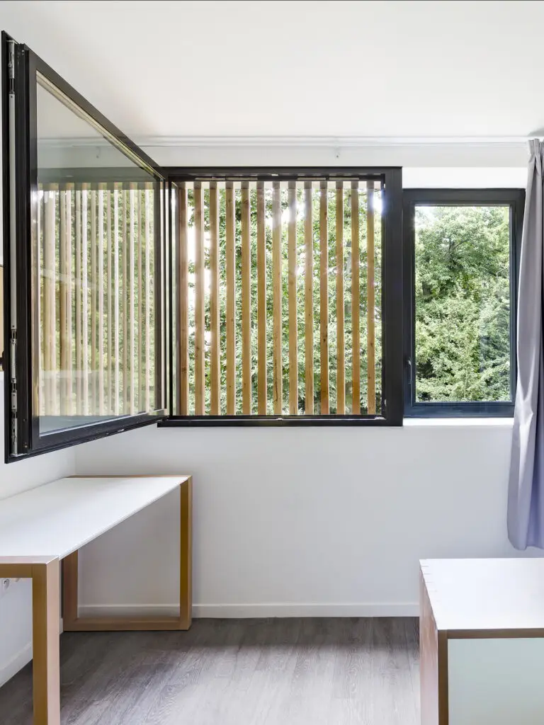 litotes_web_182_la-fresque_rehabilitation_construction-bois_fenetre_